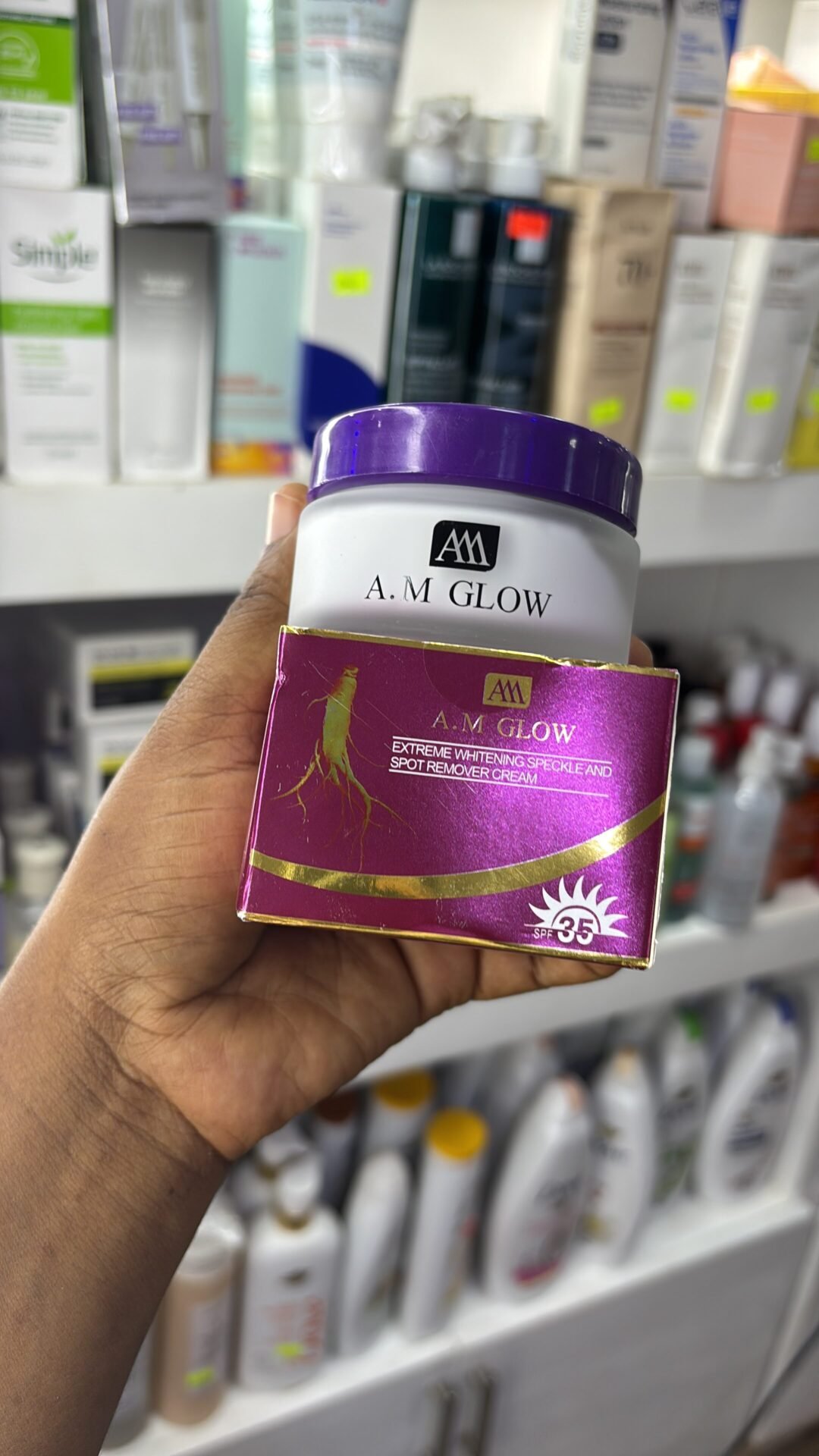 Am glow face cream