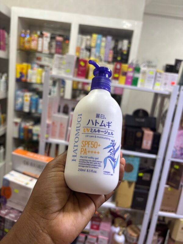 HATOMUGI UV CARE & MOISTURIZING SPF50+ PA+++