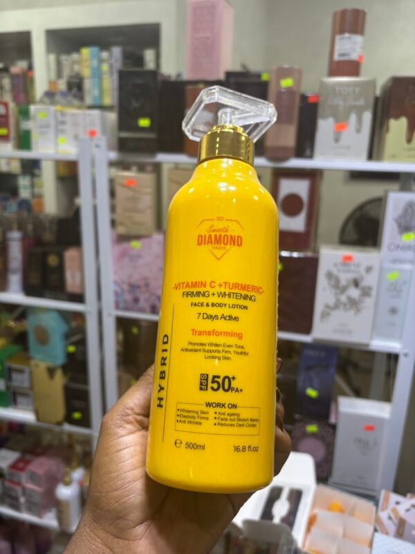 Smooth Diamond Vitamin C & Turmeric Lotion