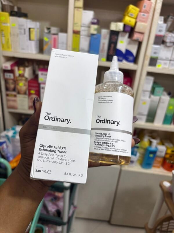THE ORDINARY GLYCOLIC ACID 7% EXFOLIATING SOLUTION